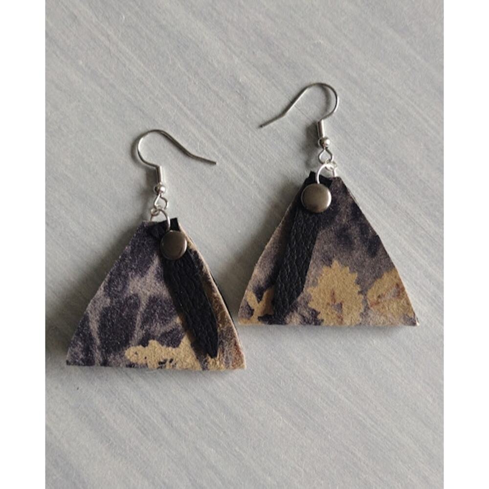Triangular Shape Fold Over Printed Leather Earrings, Blk/Gray/Tan
